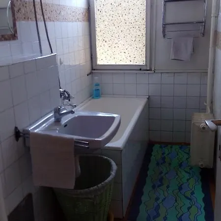 Elle Star Apartment *